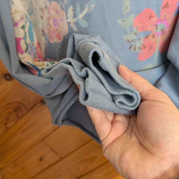 Natural Life Cropped Hoodie Size Small - Picture 2 of 6